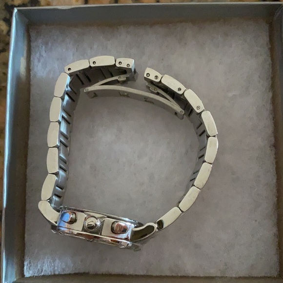 💯 Authentic • BULOVA Diamond Bezel Watch - Picture 12 of 13